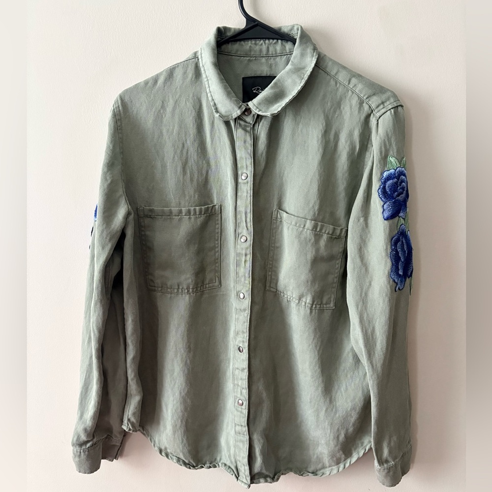Rails Carter Sage Green Button Down with Blue Floral Embroidery - Size Medium